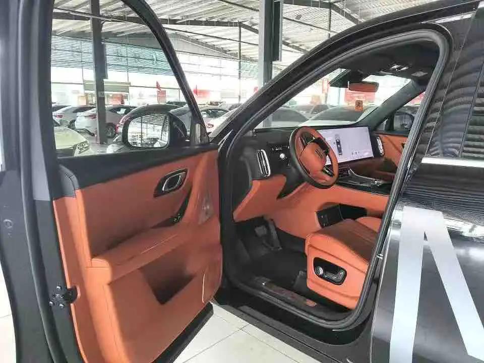 Geely Galaxy 2025 M9 1.5T 210km 4-wheel drive pilot version automatic gear 2