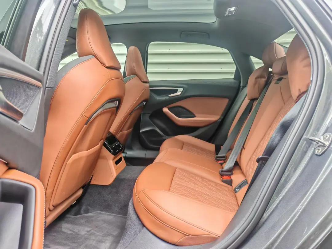 Audi A5L 2026 2.0T Sport Plus 4