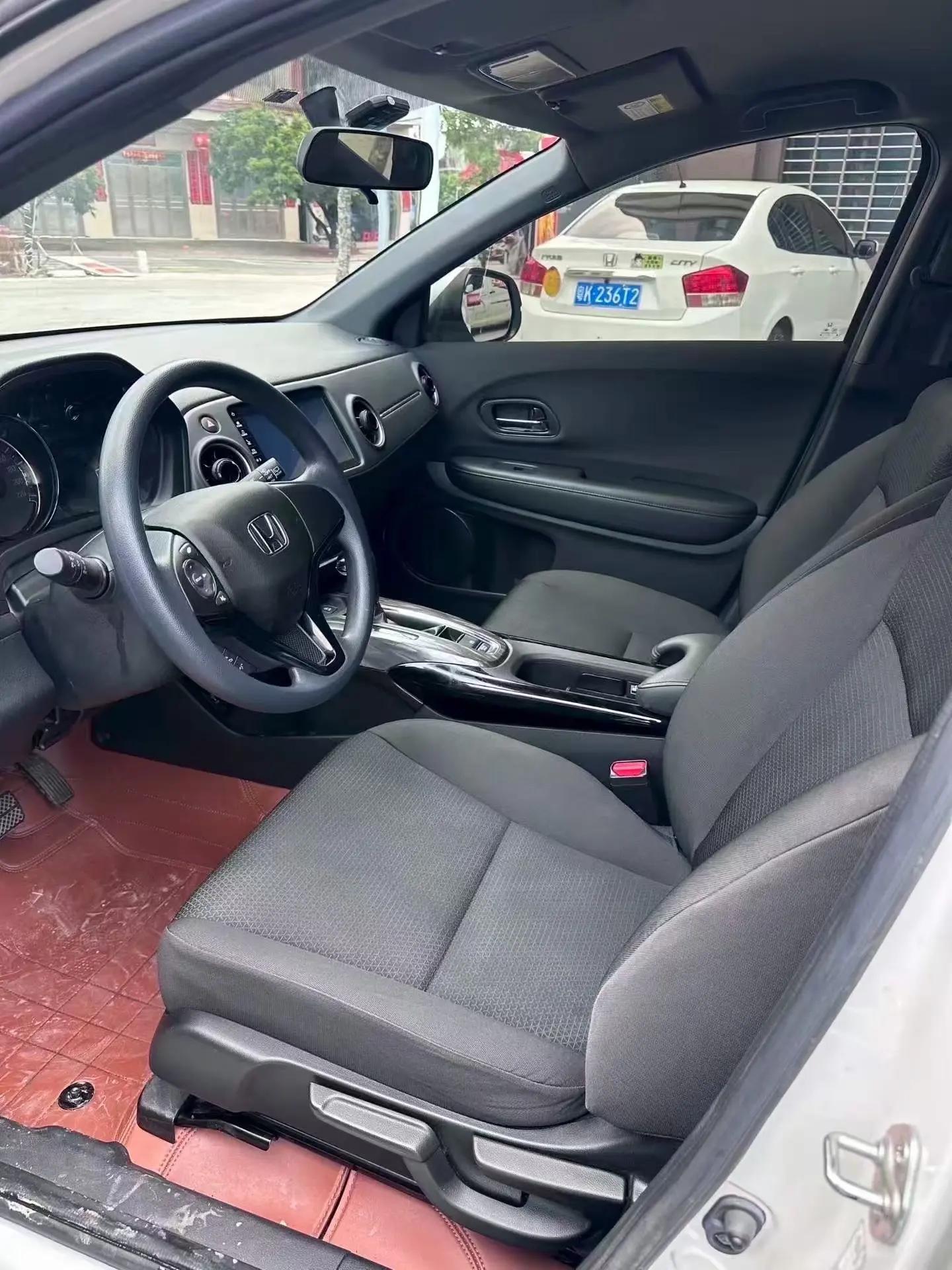 Honda XR-V 2020 1.5L CVT Classic Edition 2
