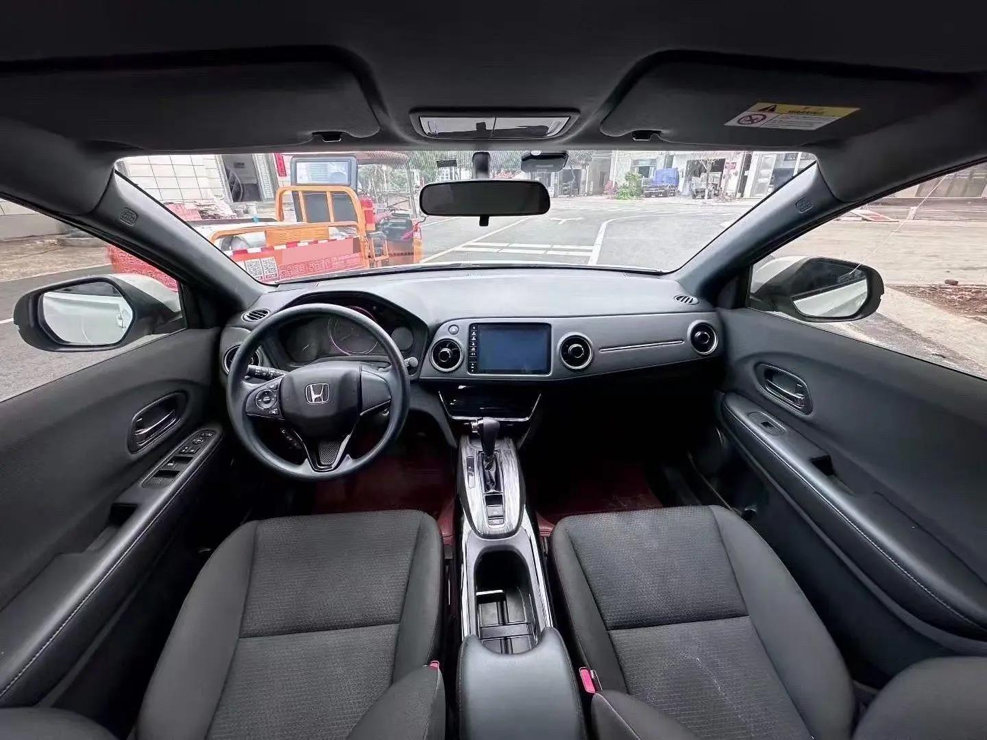 Honda XR-V 2020 1.5L CVT Classic Edition 4