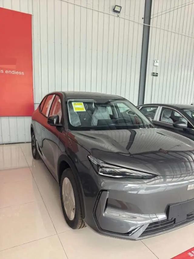 Geely Galaxy 2026 Model E5 530km Launch Edition Automatic 2