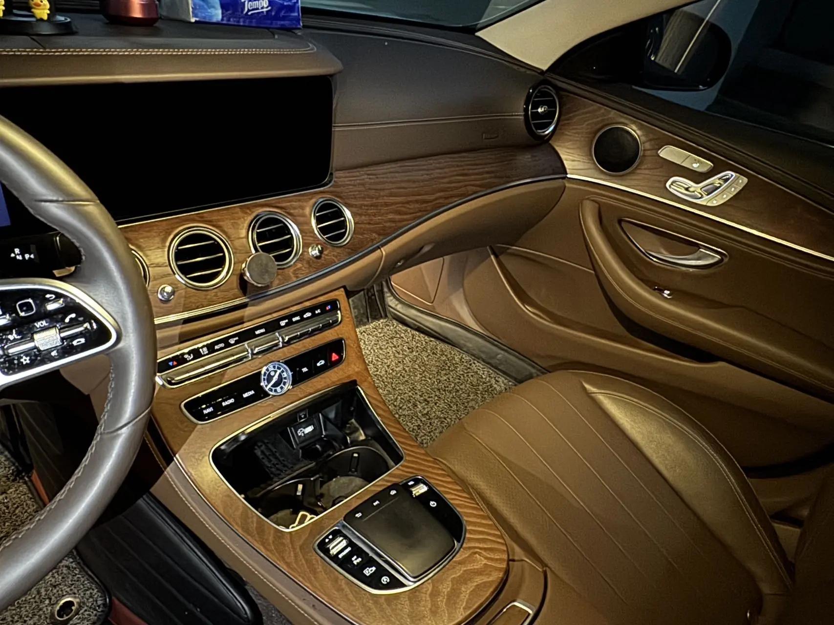 Mercedes Benz E-Class 2020 E 300 L Fashion 3