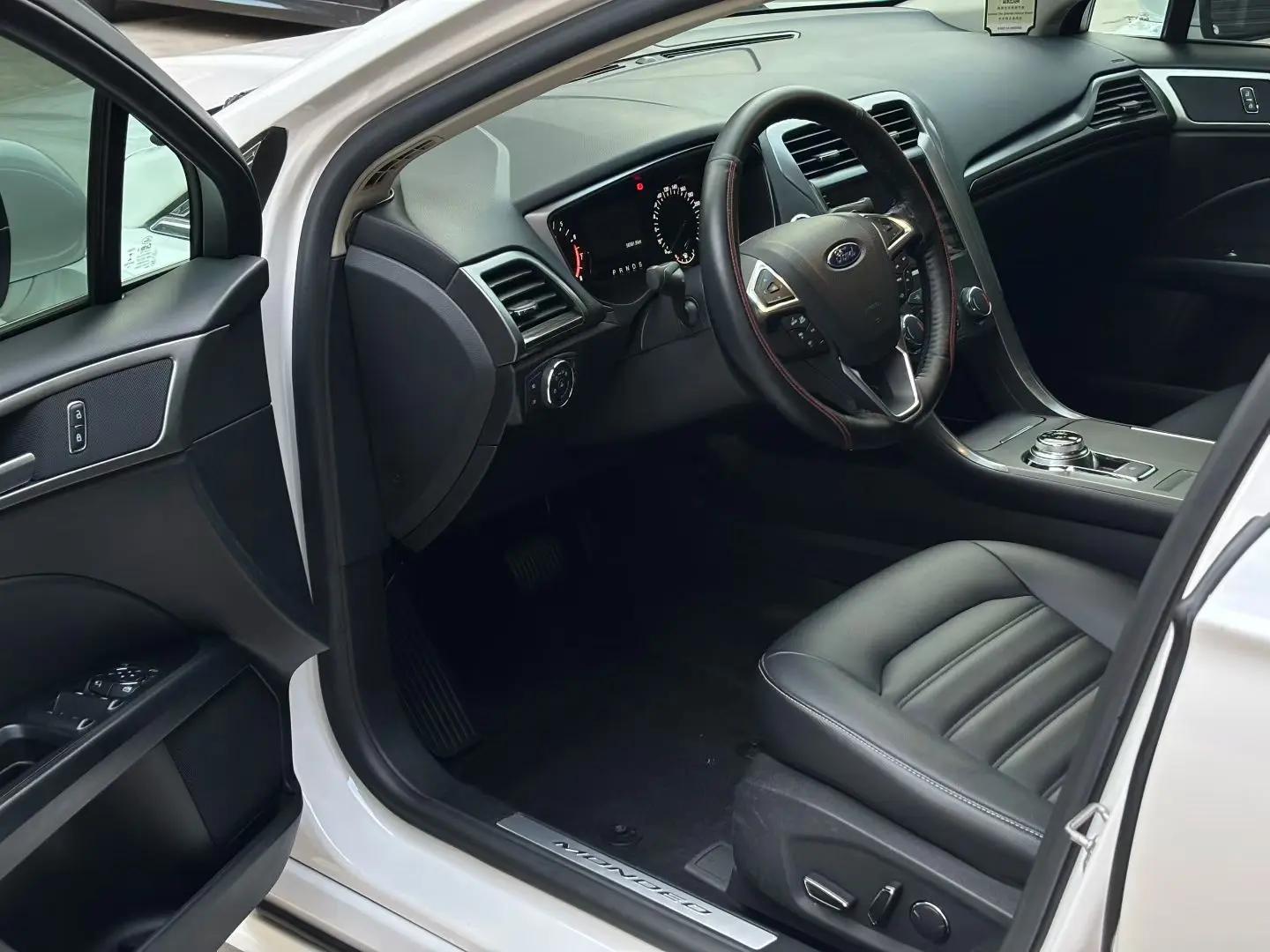 Mondeo 2018 EcoBoost 180 Intelligent Control Fashion National V 4