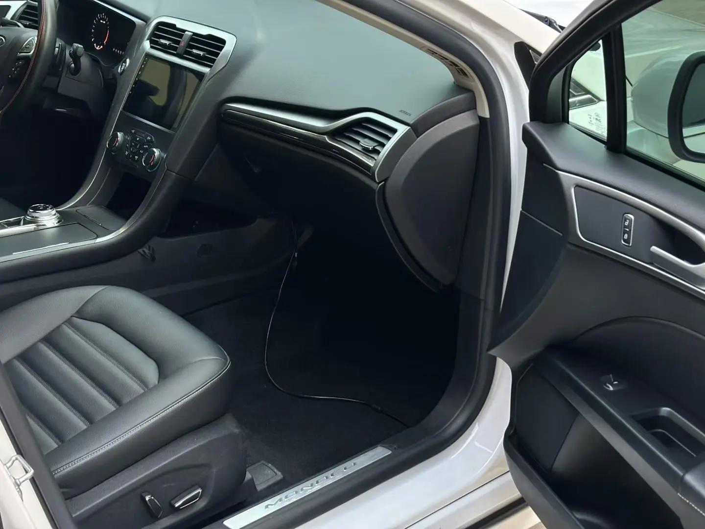 Mondeo 2018 EcoBoost 180 Intelligent Control Fashion National V 6