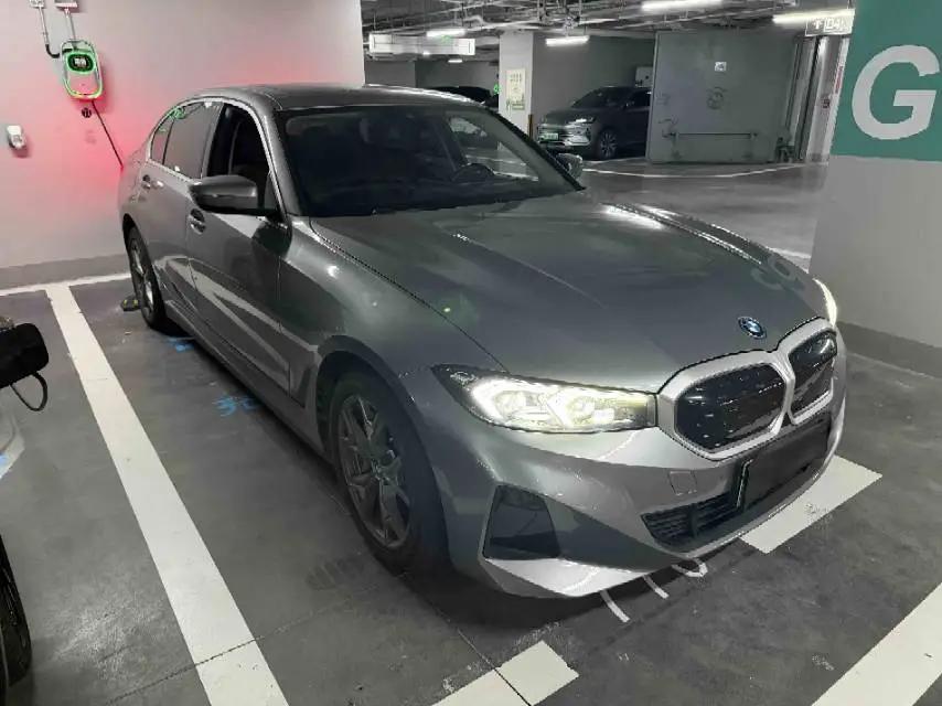 BMW i3 2022 eDrive 35 L 2