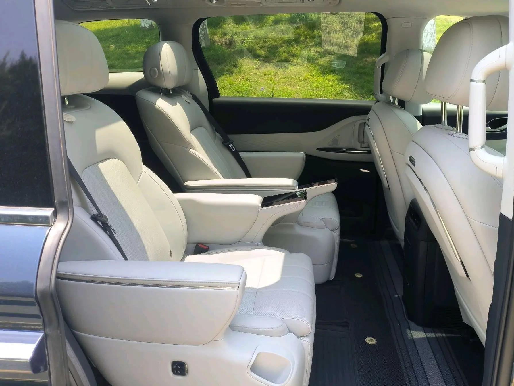 Voyah 2025 Model Dreamer PHEV 1.5T Four-Wheel-Drive Prestige Kunpeng Edition Automatic 2