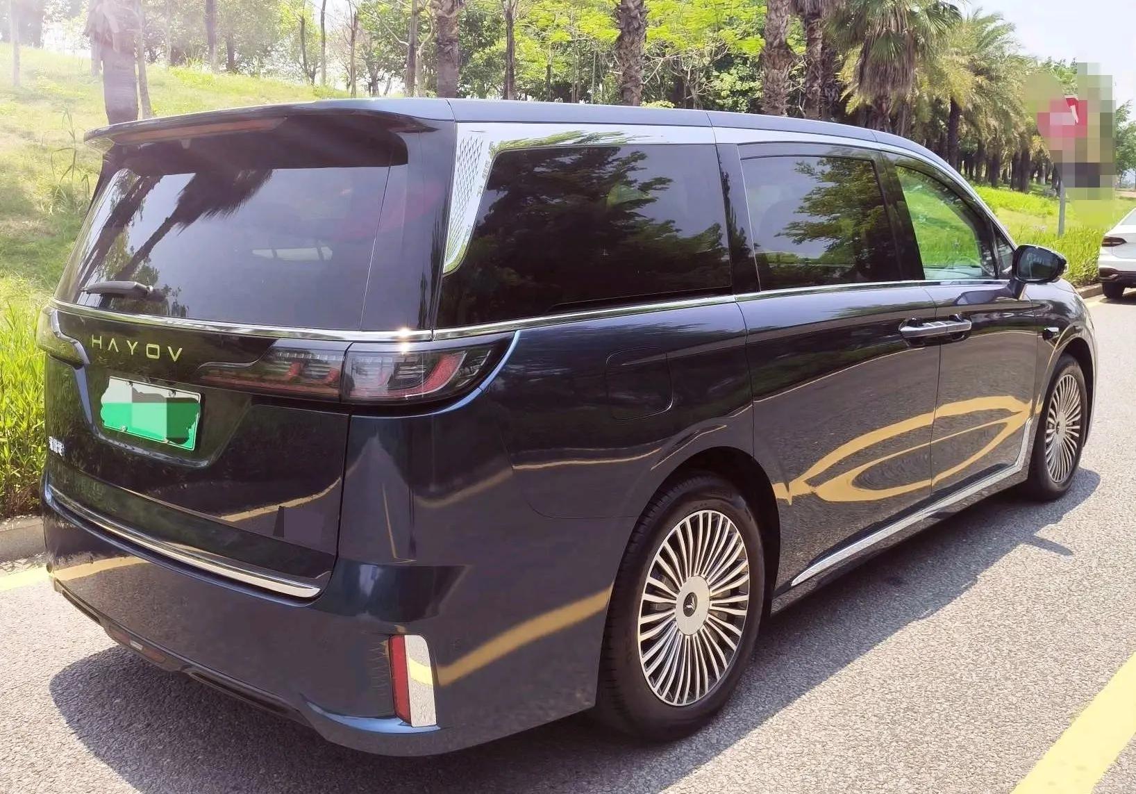 Voyah 2025 Model Dreamer PHEV 1.5T Four-Wheel-Drive Prestige Kunpeng Edition Automatic 5