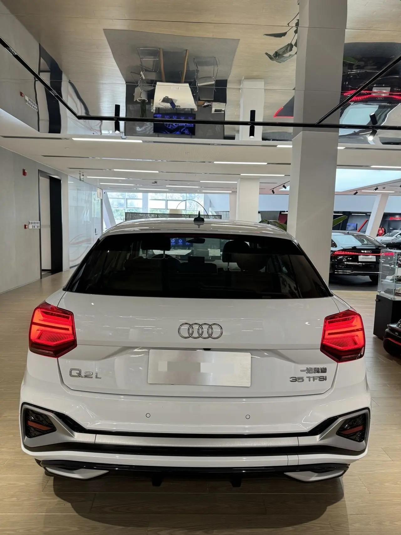 Audi 2024 Q2L 1.5TFSI 35TFSI Fashion Dynamic Automatic 3