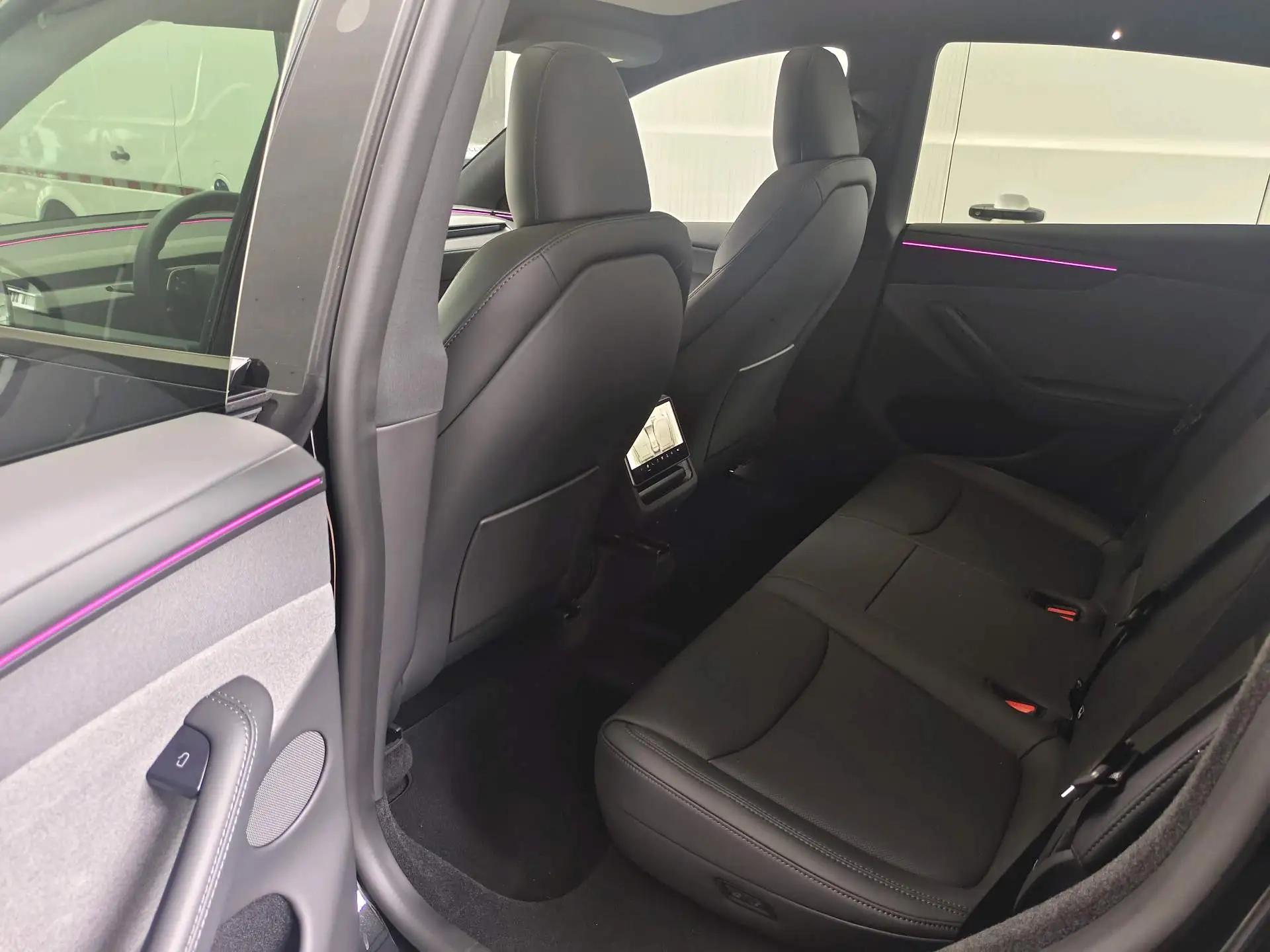 Tesla 2026 Model Y Rear-Wheel Drive Automatic 4