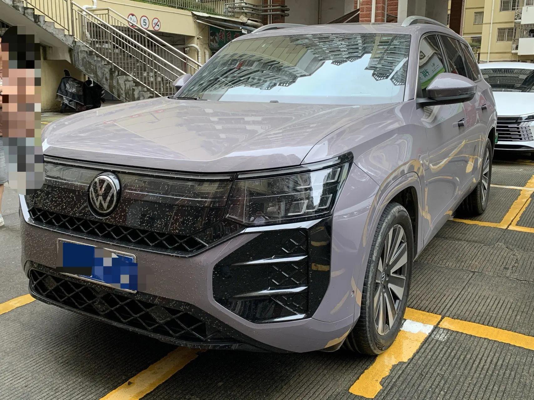 Volkswagen 2025 Touang Pro 2.0TSI 450TSI Four-wheel Drive Vertical and Horizontal Automatic Gear