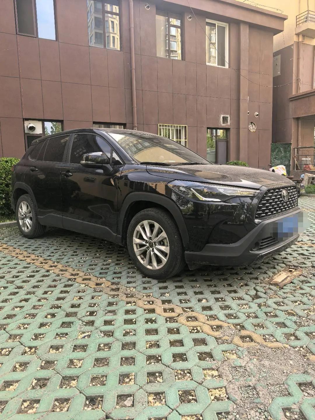 Toyota 2023 Corolla Cross 2.0 CVT Pioneer Edition Automatic 3