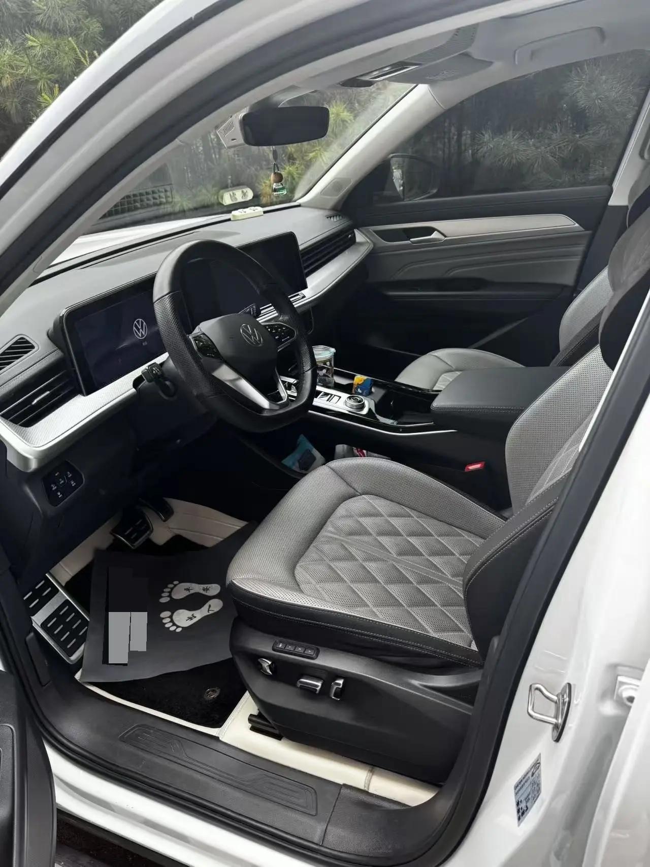 Volkswagen 2023 Teramont R-Line 2.0TSI 380TSI All-Wheel Drive Touring Edition Automatic 3