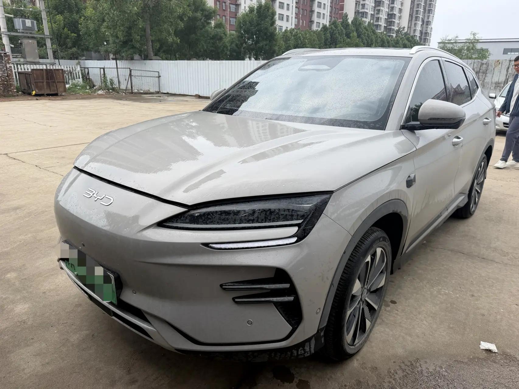 Open image lightbox: BYD Song PLUS New Energy 2025 Song PLUS EV Smart Driving Edition 520km Honorable Automatic Gear