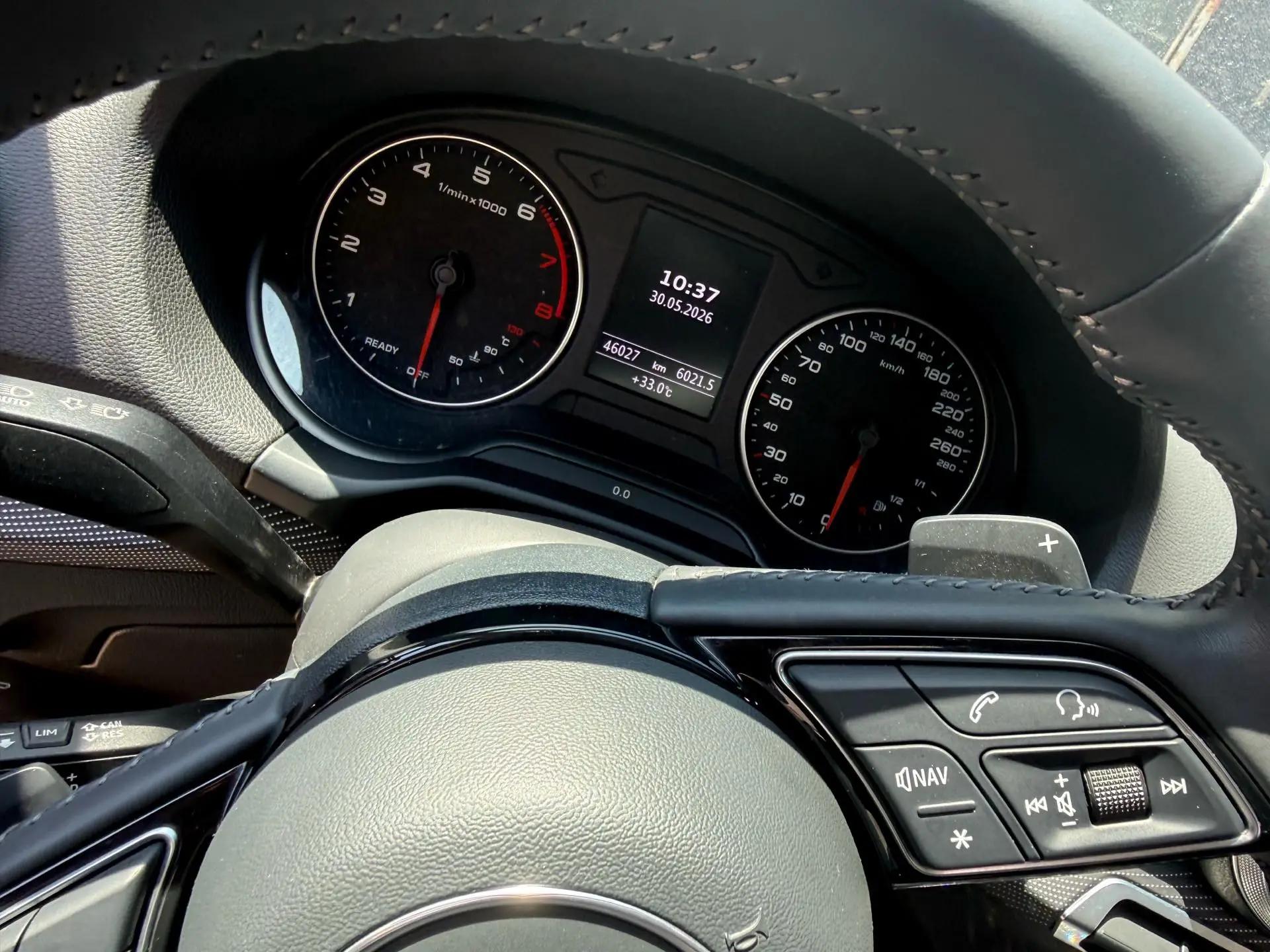 Audi Q2L 2022 35 TFSI Fashion Dynamic 6