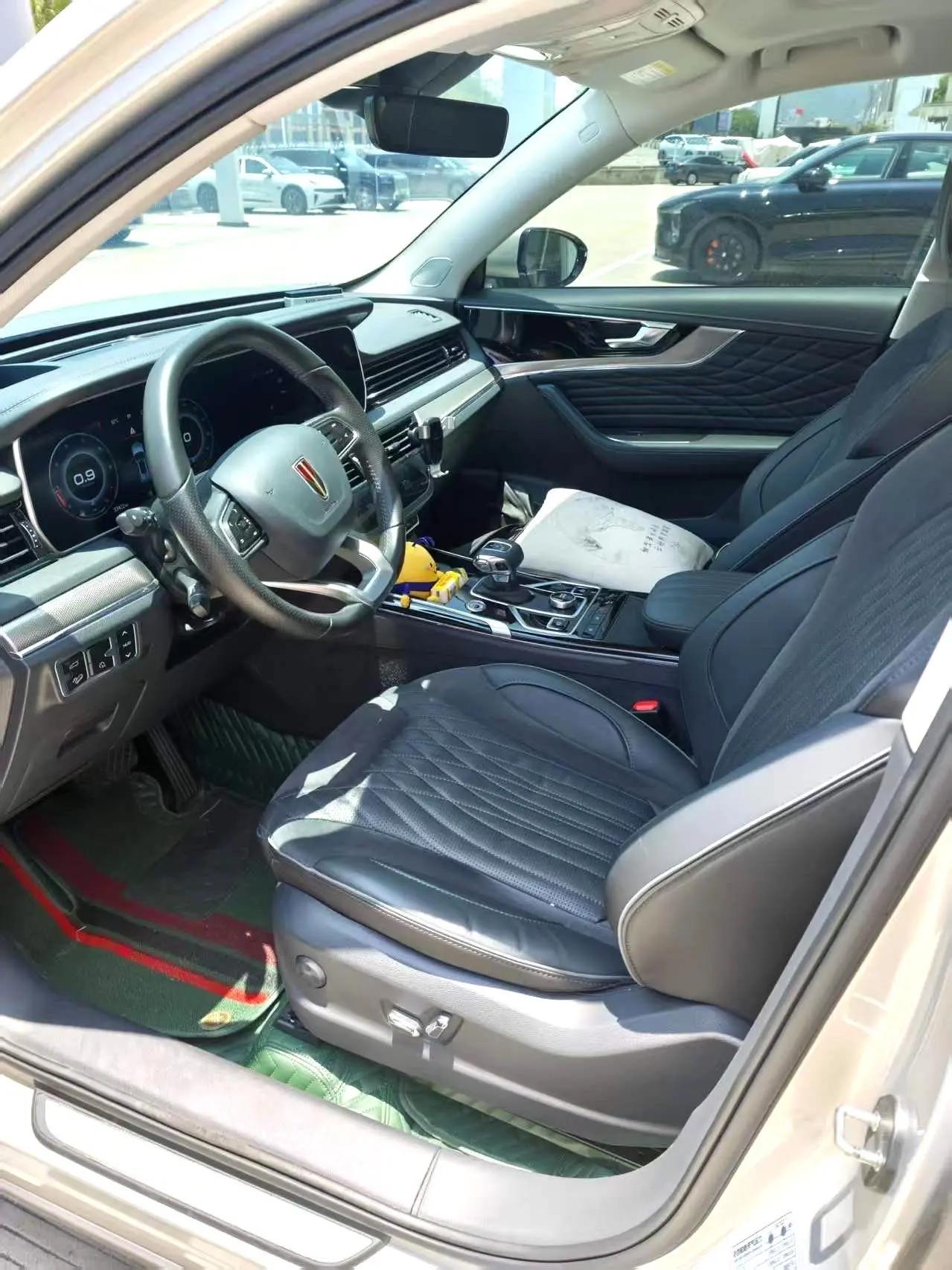 HongQi HS5 2022 to 2.0T Zhilian Flag Edition 5