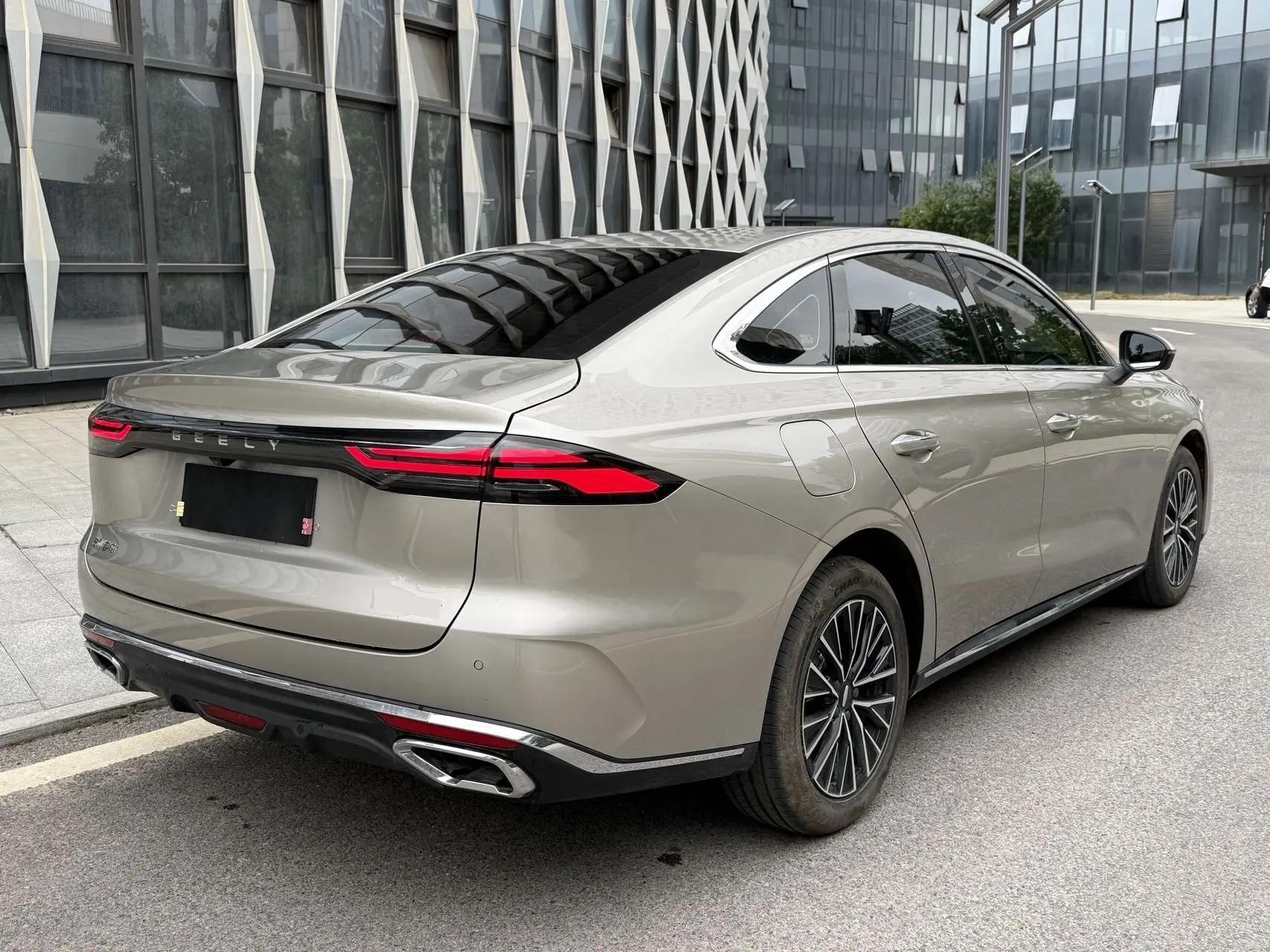 Geely 2026 Emgrand -3-compartment 1.5T Flagship Automatic Gear 3