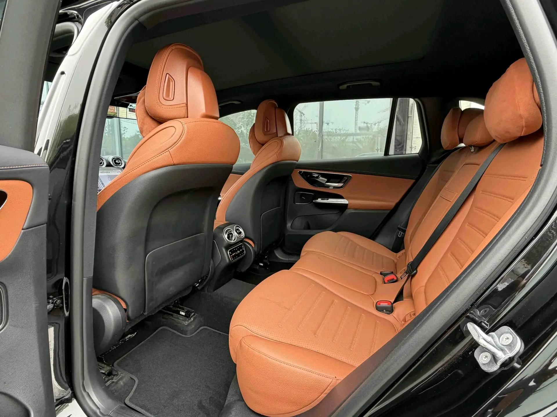 Mercedes Benz 2024 GLC 260 L 4MATIC 48V 2.0T Luxury 5-seat Automatic Gear 5