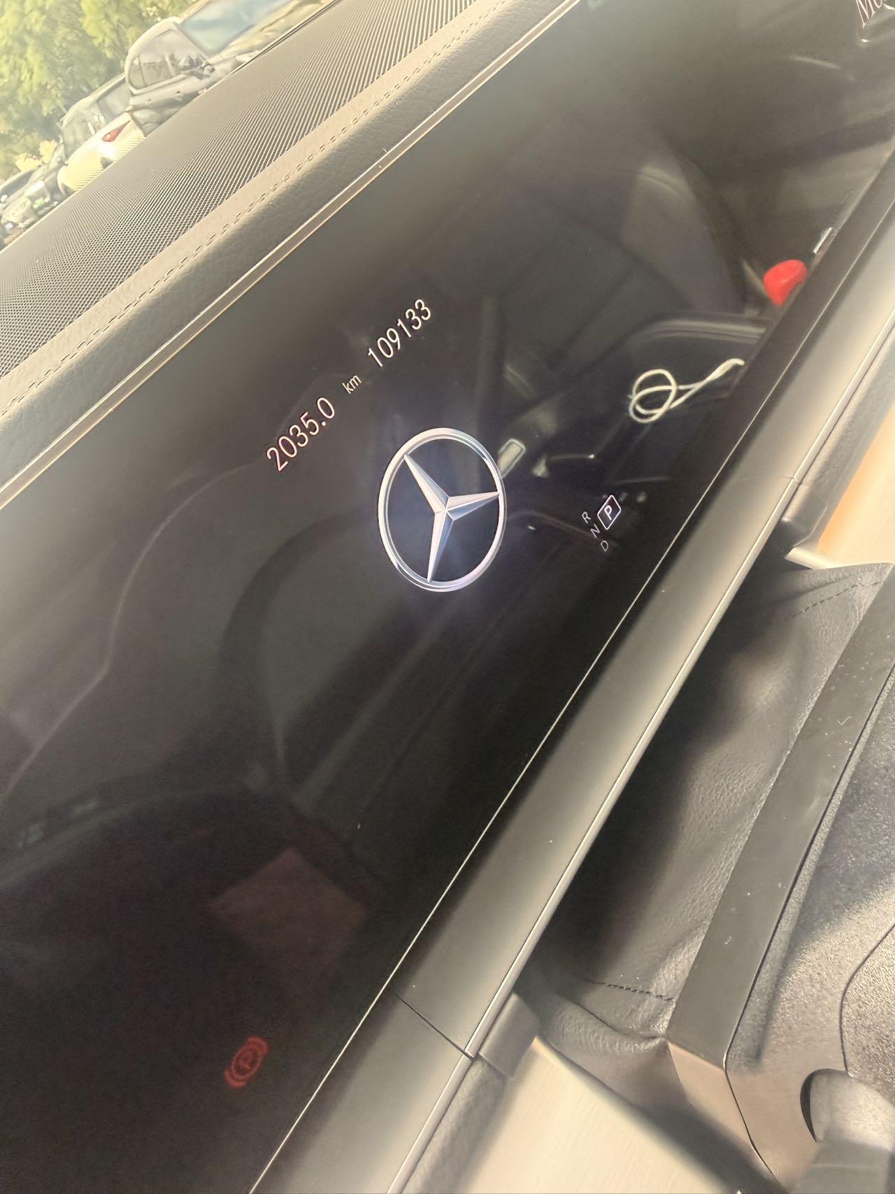 Mercedes Benz GLE Coupe 2020 GLE 350 4MATIC Coupe SUV Fashion 3