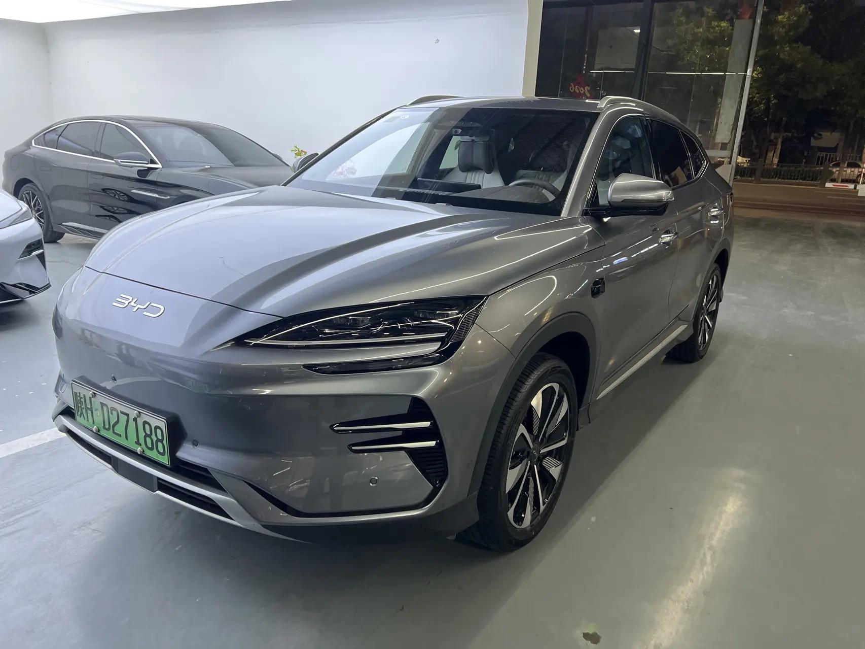 Open image lightbox: BYD Song PLUS New Energy 2025 Song PLUS EV Smart Driving Edition 520km Honorable Automatic Gear