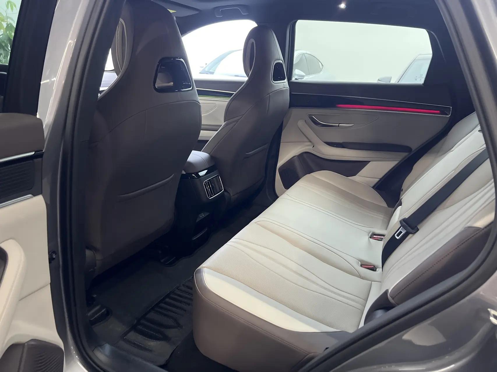 BYD Song PLUS New Energy 2025 Song PLUS EV Smart Driving Edition 520km Honorable Automatic Gear 3