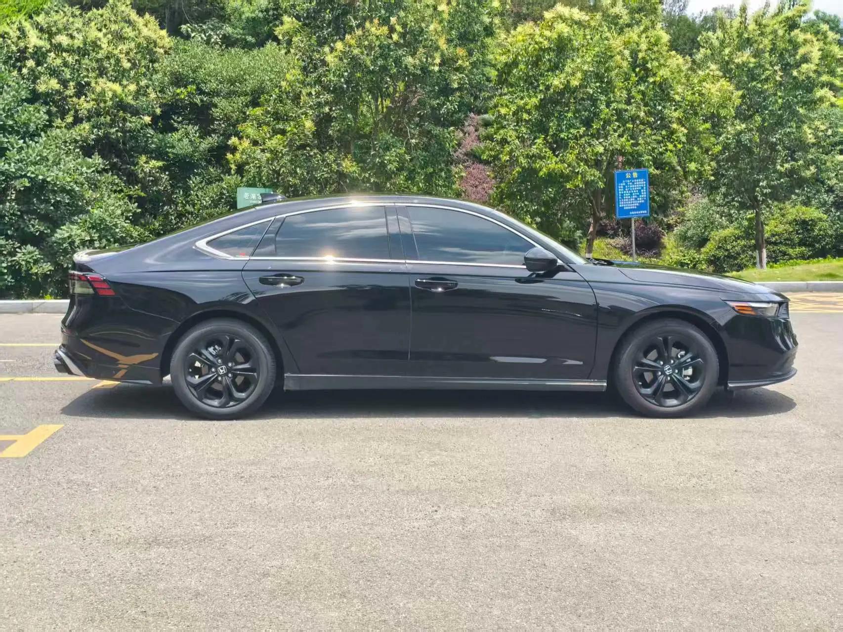 Honda 2025 11th Generation Accord 1.5T CVT 260TURBO Luxury Edition Automatic 6
